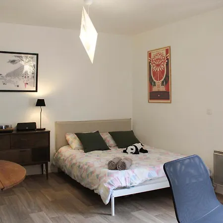 Spacious Studio With Terrace Aubervilliers