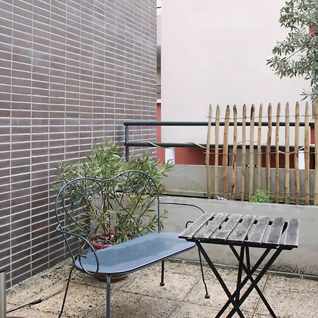 Spacious Studio With Terrace Aubervilliers